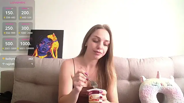  julia wonderful  online show from 24, 2, 2026