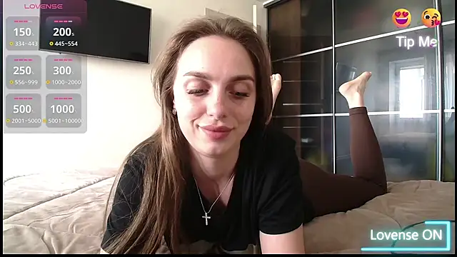  julia wonderful  online show from 7, 4, 2026