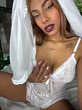 SinLunaXXX online show from 22, 5, 2026