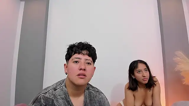 Gaia n Nix online show from 25, 5, 2026