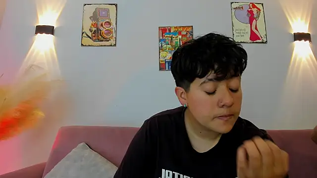 Gaia n Nix online show from 5, 7, 2026