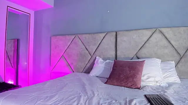 KaattyDoll online show from 5, 3, 2026