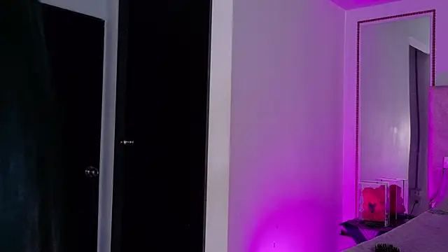 KaattyDoll online show from 21, 4, 2026