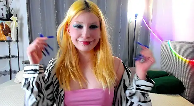 WarmAtEdges online show from 14, 2, 2026