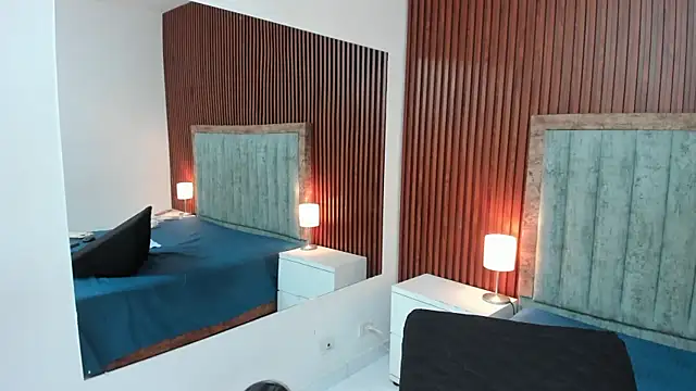 Karina Towers online show from 31, 3, 2026