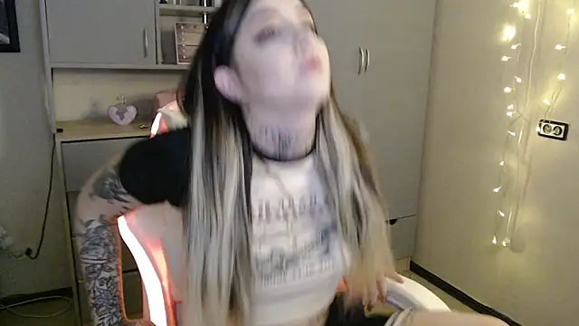 Rin Tozier online show from 21, 3, 2026