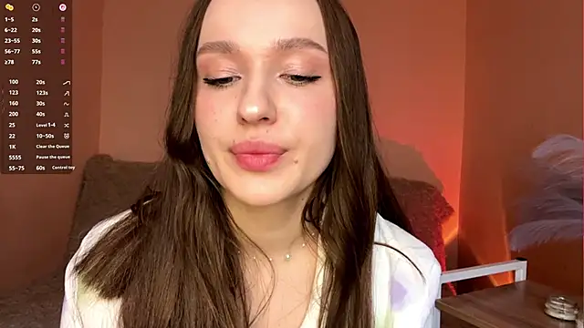 LilliHudons online show from 13, 2, 2026