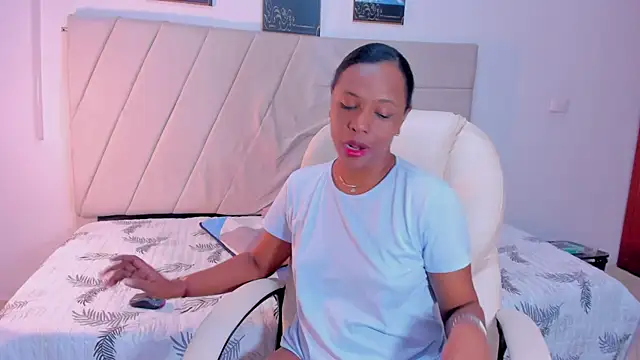 samaraa smith1 online show from 17, 4, 2026