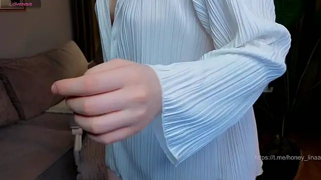  online show from 15, 4, 2026