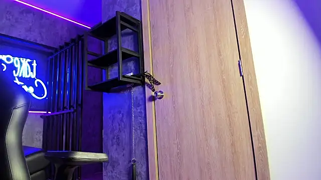 SinLickerr online show from 6, 3, 2026