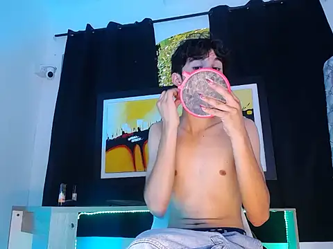 jullian ricci online show from 25, 3, 2026