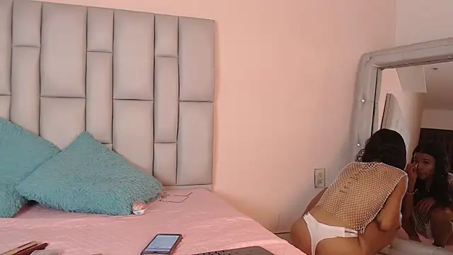 sugar doll1 online show from 26, 2, 2026