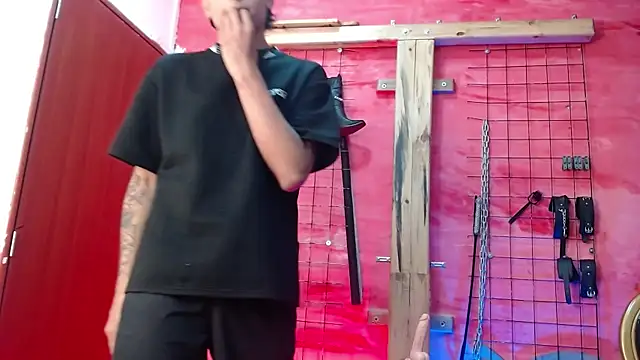 Zoe Ferrer7 online show from 23, 4, 2026