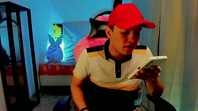 Top and bottom online show from 6, 4, 2026