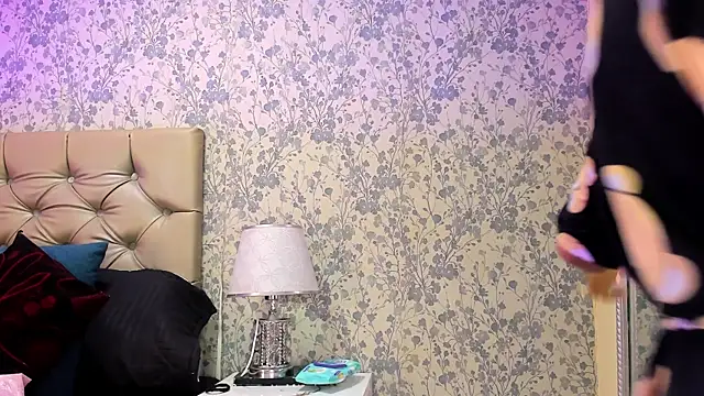 CloheBell online show from 17, 2, 2026