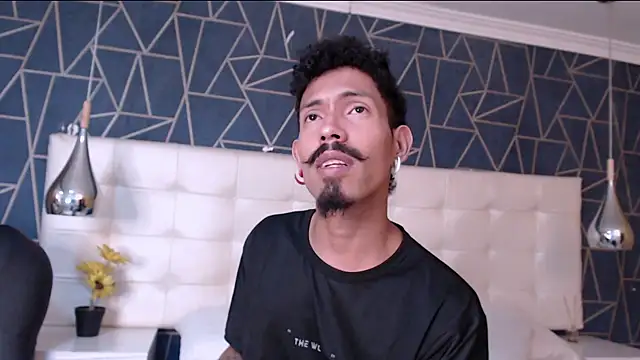 NoaahTylor online show from 20, 2, 2026