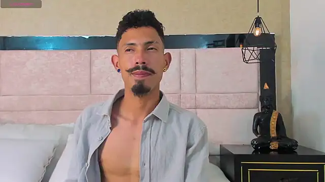 NoaahTylor online show from 13, 3, 2026