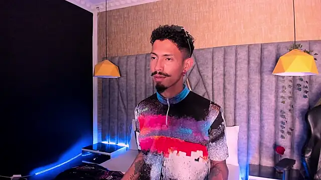 NoaahTylor online show from 28, 2, 2026