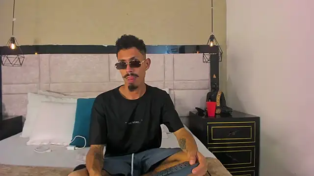 NoaahTylor online show from 14, 3, 2026