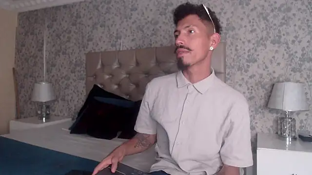 NoaahTylor online show from 16, 3, 2026