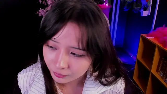 Snapshot of May_Ling chatting on 6, 8, 2026 May Ling online show from 6, 8, 2026