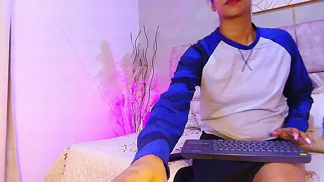 Snapshot of MelanyStone_ chatting on 26, 5, 2026 MelanyStone online show from 26, 5, 2026
