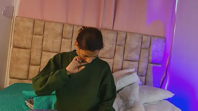 MelanyStone  online show from 15, 3, 2026