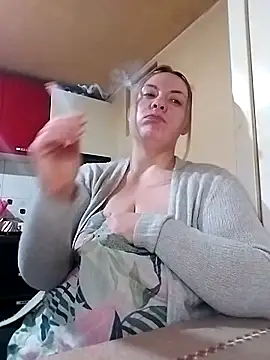 HotStepmommy4 online show from 14, 2, 2026