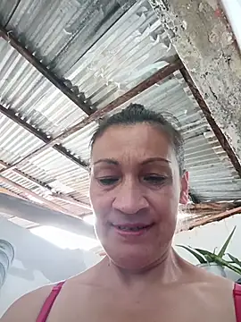 Layla Zaid online show from 2, 5, 2026