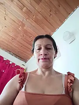 Layla Zaid online show from 3, 6, 2026