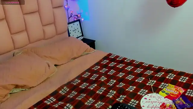 emma cg online show from 12, 3, 2026