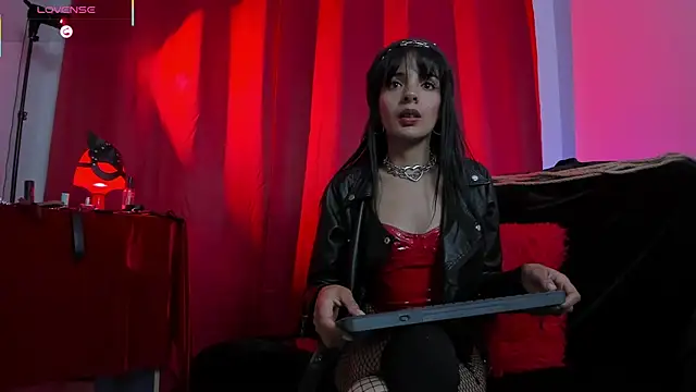 lilyruso online show from 31, 3, 2026