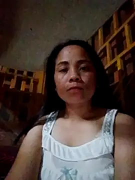 molly-xx online show from 9, 4, 2026