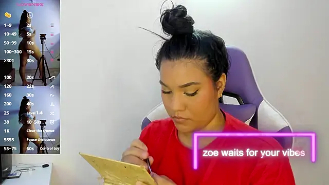 ZoeParcker online show from 25, 2, 2026