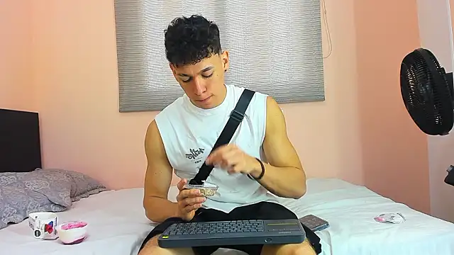 Muscle  Myke online show from 27, 2, 2026