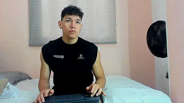 Muscle  Myke online show from 3, 3, 2026