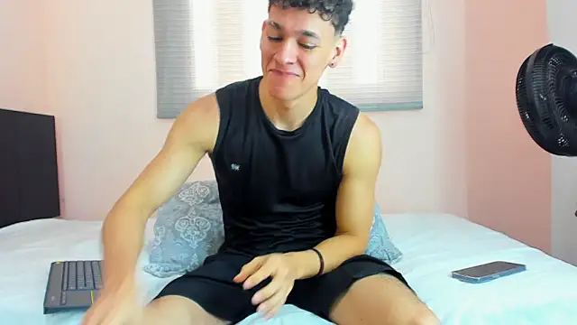 Muscle  Myke online show from 25, 2, 2026