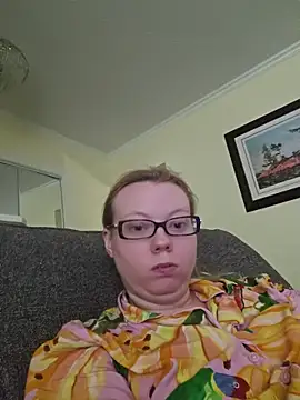 Snapshot of ShySweetheart chatting on 10, 7, 2026 ShySweetheart online show from 10, 7, 2026