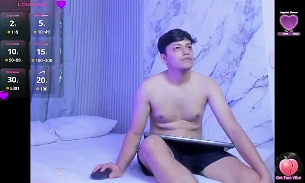 RaiderandRoxie1 online show from 1, 3, 2026