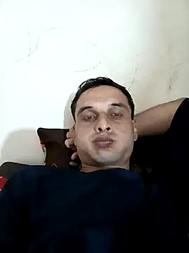 Beinghorny83 online show from 11, 2, 2026