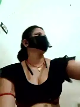 karishma Bhabhi online show from 28, 2, 2026