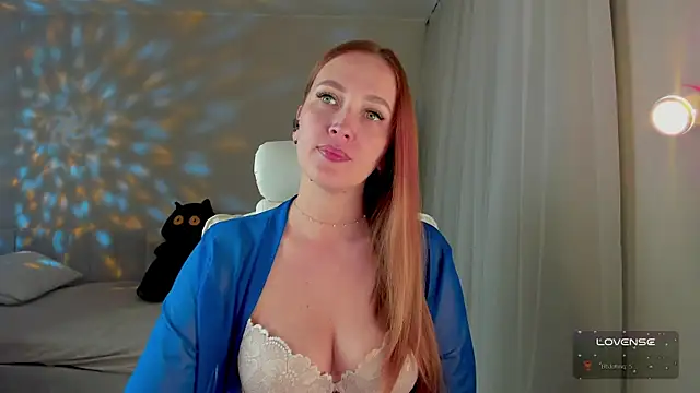 Snapshot of she_wolf chatting on 28, 4, 2026 she wolf online show from 28, 4, 2026