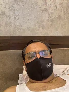 maleattention online show from 28, 2, 2026