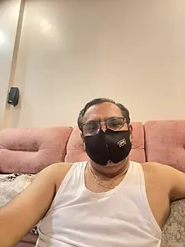 maleattention online show from 30, 4, 2026