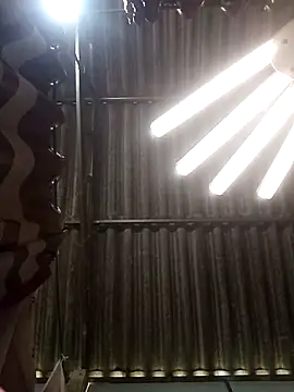 Girl-crazy1 online show from 14, 3, 2026