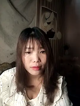 Girl-crazy1 online show from 18, 3, 2026