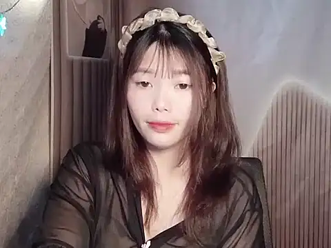 Girl-crazy1 online show from 1, 3, 2026