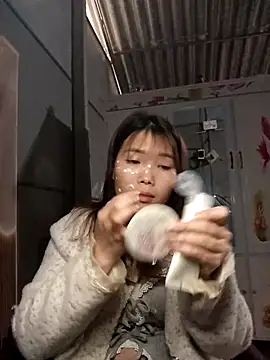 Girl-crazy1 online show from 19, 2, 2026