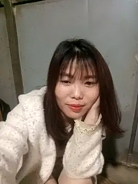 Girl-crazy1 online show from 17, 3, 2026