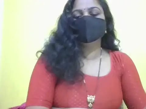 Snapshot of anu-reddyy chatting on 29, 4, 2026 anu-reddyy online show from 29, 4, 2026